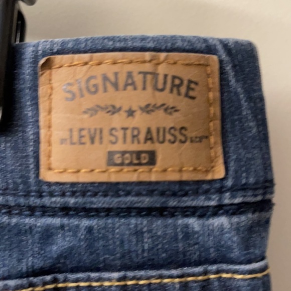 Women’s Levi’s Pull-On Skinny Jeans - Picture 3 of 5